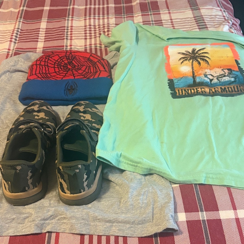 Under Armour Mint Green Tee with Camo Shoes and Spider Beanie